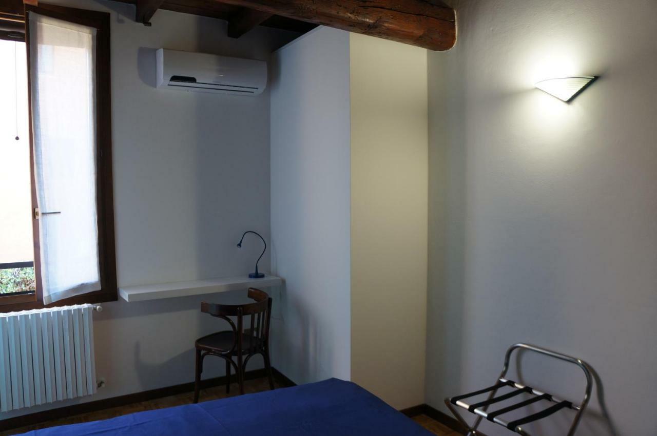 La Scarana Apartment Ferrara Bagian luar foto